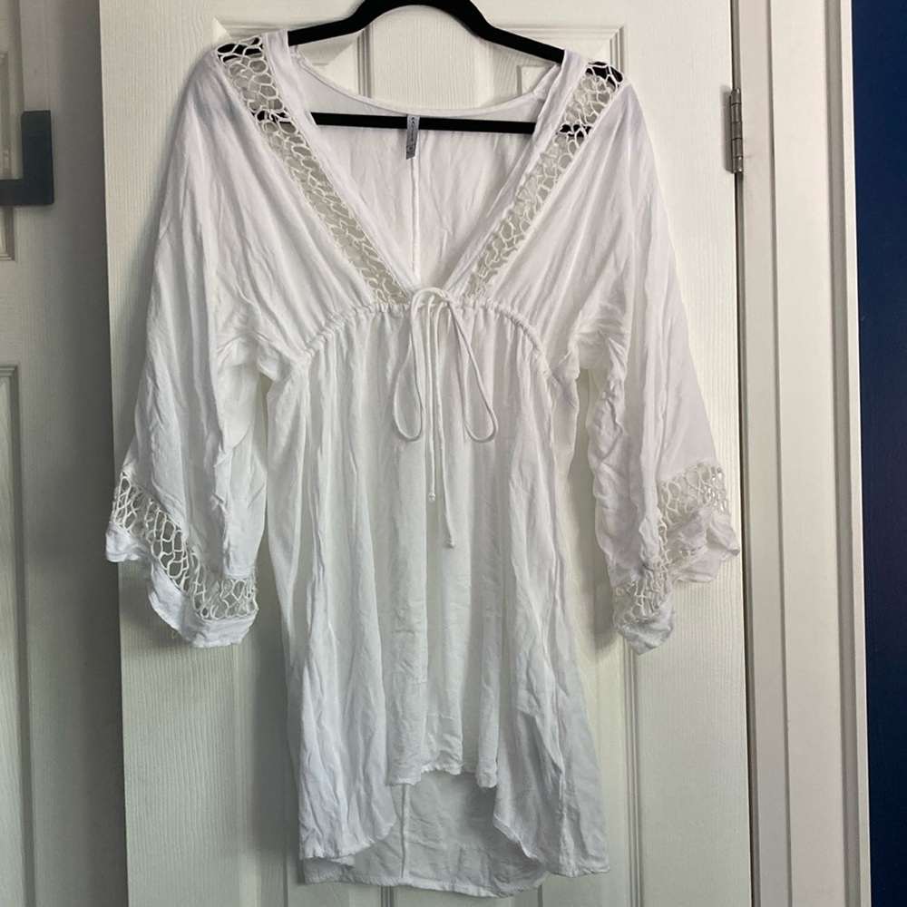 🎉2/$20🎉 Raviya White Swim Coverup